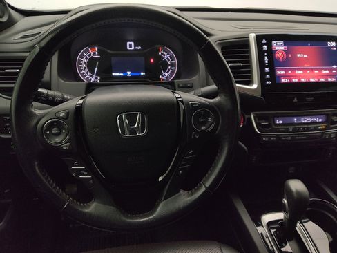 Used 2017 Honda Ridgeline Black Edition image 22