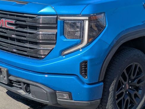 Used 2022 GMC Sierra 1500 Elevation image 9