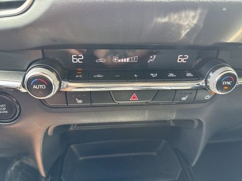 Used 2024 MAZDA CX-30 AWD 2.5 S w/ Preferred Package image 22