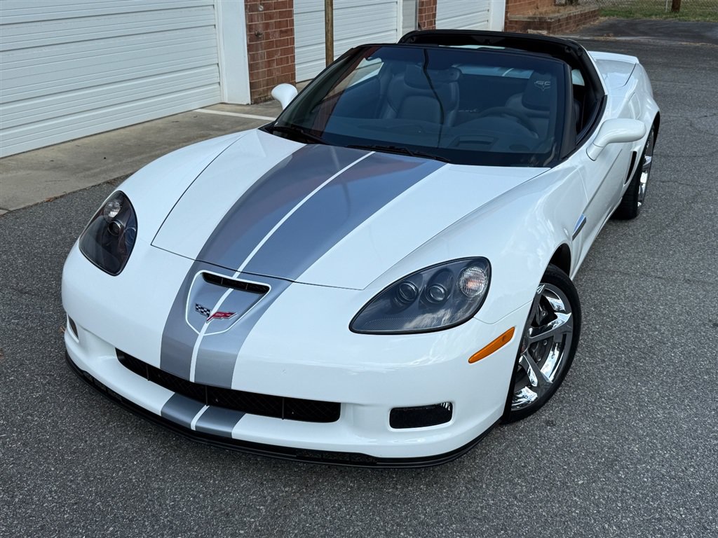 Used 2013 Chevrolet Corvette Grand Sport w/ 4LT Preferred Equipment Group RWD image 12