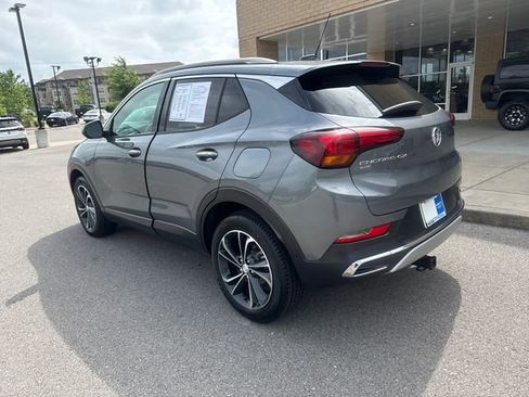 Used 2020 Buick Encore GX Essence AWD/4WD image 2