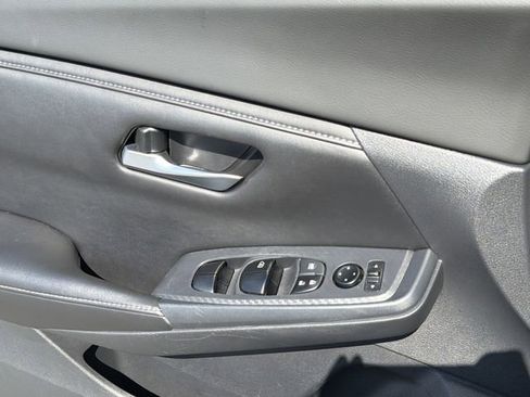 Certified 2022 Nissan Sentra S w/ Lighting Package FWD image 23