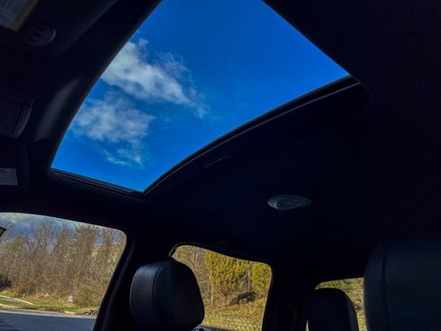 Used 2014 Ford F150 Limited image 26