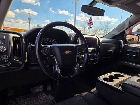 Used 2018 Chevrolet Silverado 1500 LT w/ All Star Edition image 12