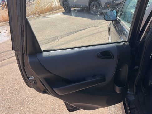 Used 2008 Honda Fit Sport image 14