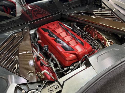 Used 2021 Chevrolet Corvette Stingray Coupe w/ Z51 Performance Package image 19