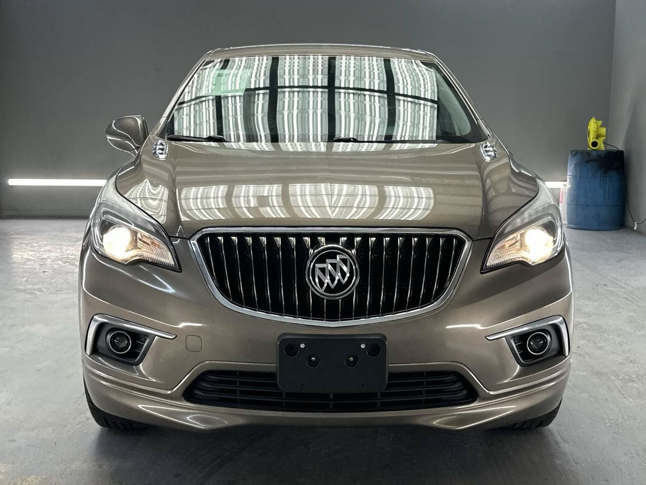 Used 2018 Buick Envision Preferred FWD image 2