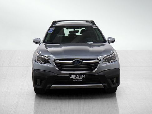 Used 2022 Subaru Outback Limited XT image 8