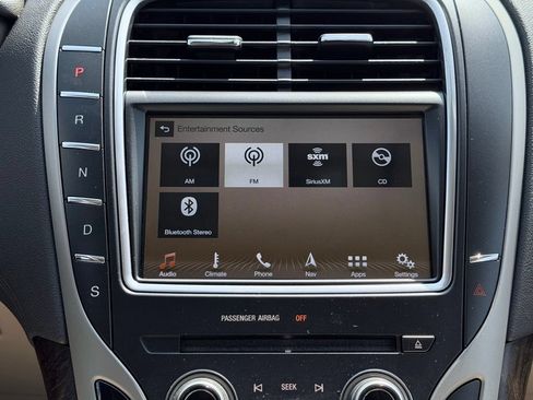 Used 2016 Lincoln MKX Reserve w/ Enhanced Security Package AWD/4WD image 40