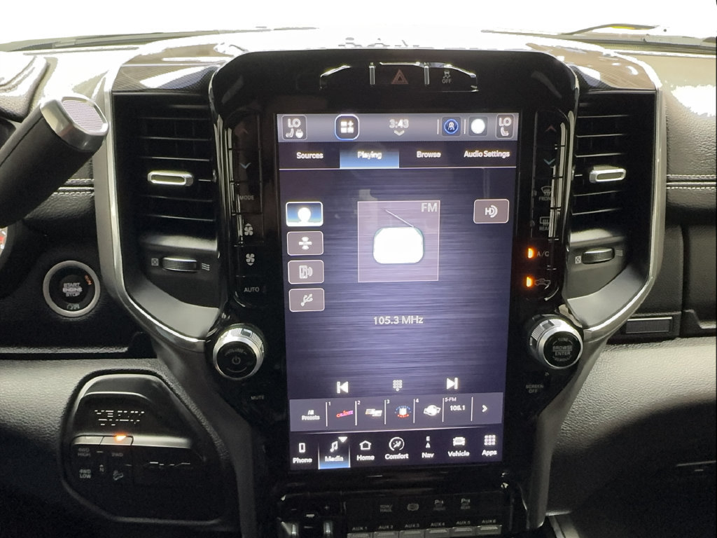 Used 2022 RAM 2500 Laramie AWD/4WD image 57