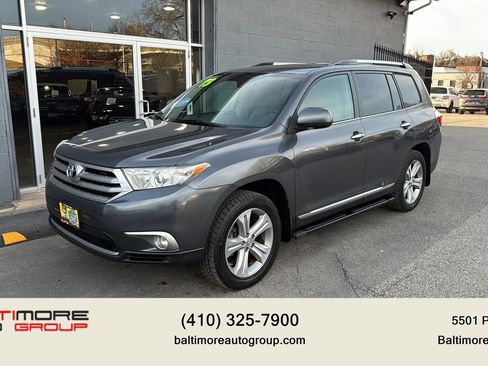 Used 2013 Toyota Highlander Limited image 1