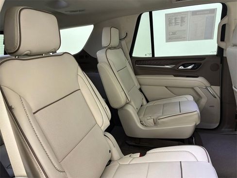 Certified 2024 GMC Yukon Denali w/ LPO, Illumination Package image 16