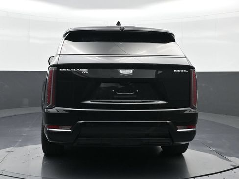 Used 2025 Cadillac Escalade IQ Sport 1 AWD/4WD image 7