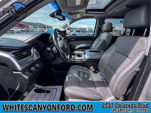 Used 2019 Chevrolet Suburban LT AWD/4WD image 5