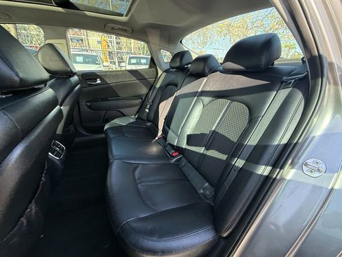 Used 2016 Kia Optima EX w/ Premium Package image 23