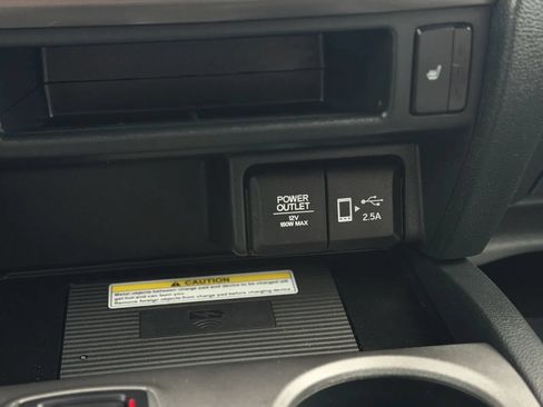 Used 2023 Honda Passport EX-L image 35