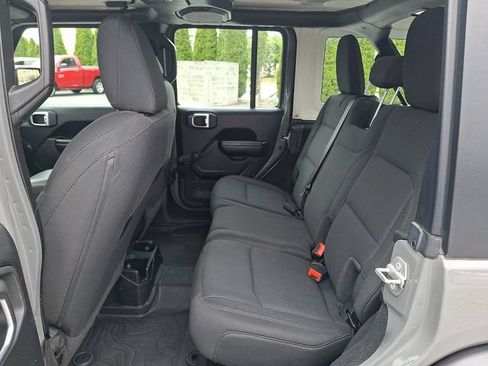 Used 2021 Jeep Wrangler Unlimited Sport AWD/4WD image 10