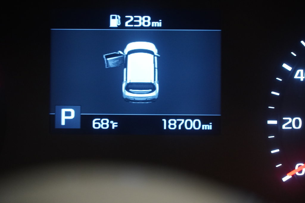 Used 2021 Kia Soul LX FWD image 4