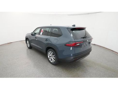 New 2026 Toyota Grand Highlander Limited image 5
