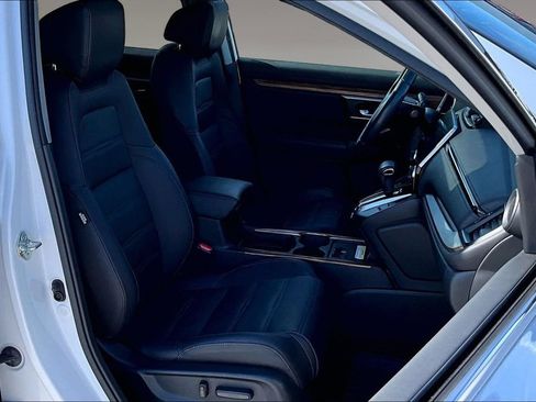Used 2020 Honda CR-V Touring image 7