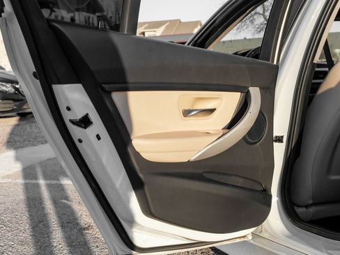 Used 2018 BMW 320i Sedan image 48