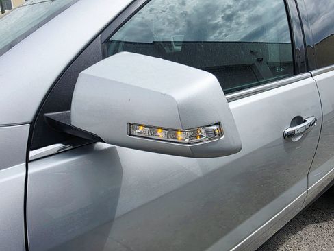 Used 2016 Chevrolet Traverse LT image 26