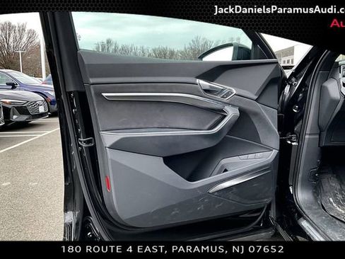 Used 2023 Audi e-tron Chronos w/ Chronos Package image 15