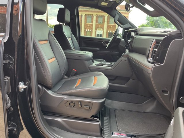 Used 2024 GMC Sierra 2500 AT4 w/ AT4 Premium Plus Package AWD/4WD image 27