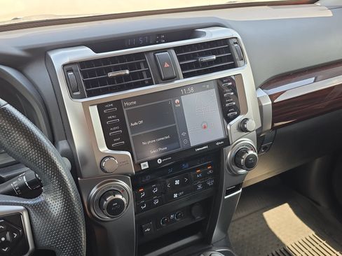 Used 2023 Toyota 4Runner Limited AWD/4WD image 17