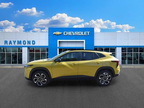 Certified 2024 Chevrolet Trax RS w/ Driver Confidence Package FWD image 7