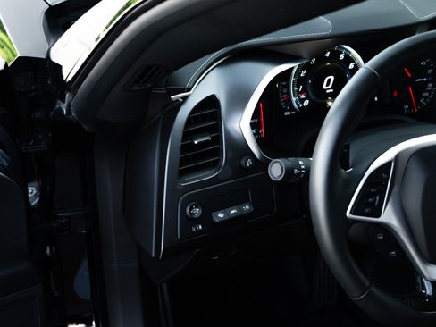 Used 2019 Chevrolet Corvette ZR1 RWD image 20