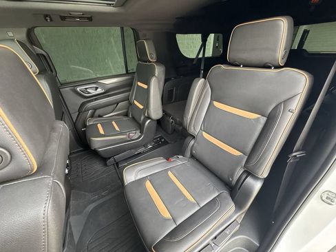 Certified 2024 GMC Yukon XL AT4 w/ AT4 Premium Plus Package AWD/4WD image 26