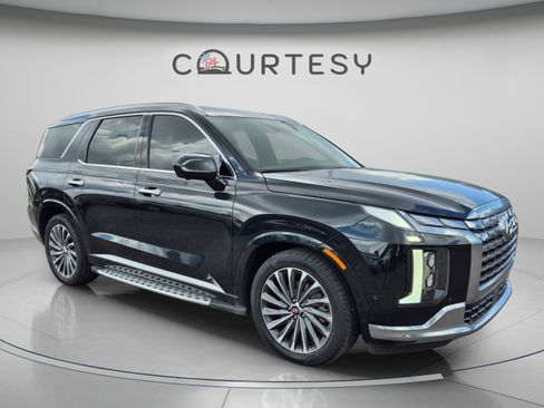 Certified 2024 Hyundai Palisade Calligraphy AWD/4WD image 7