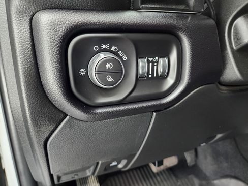 Used 2021 RAM 3500 Laramie w/ Night Edition image 46