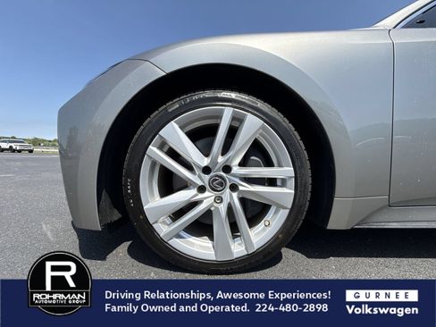 Used 2022 Lexus IS 300 w/ Accessory Package RWD image 11