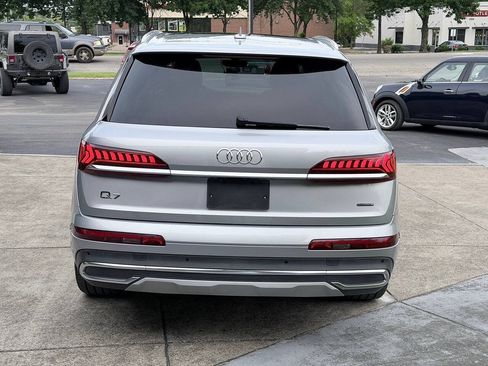 Used 2020 Audi Q7 3.0T Premium Plus AWD/4WD image 4