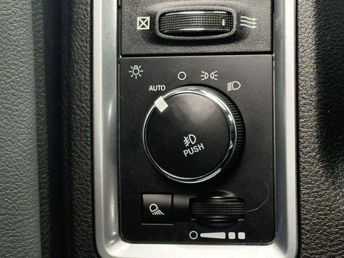 Used 2017 RAM 1500 Big Horn image 33