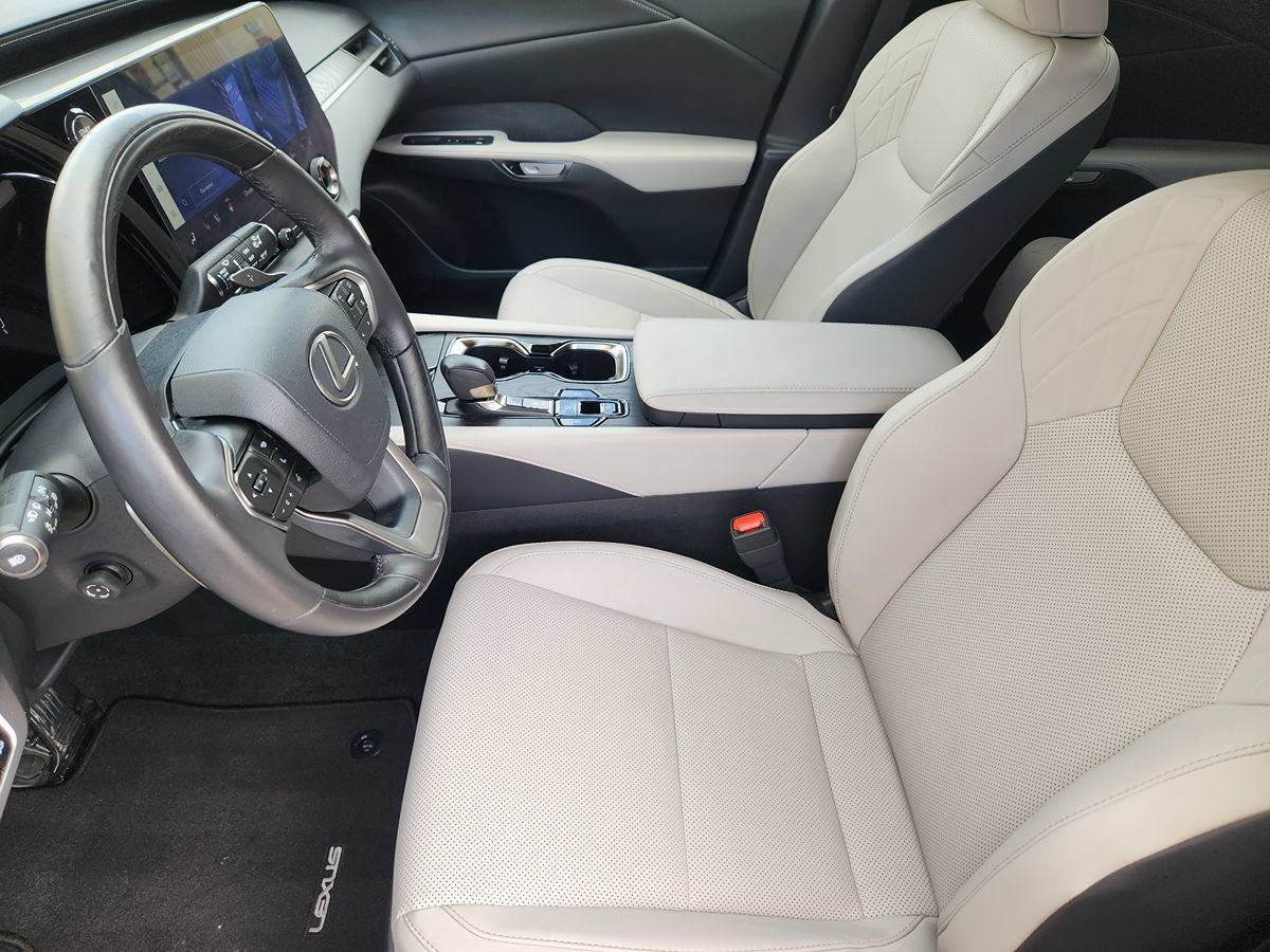 Used 2023 Lexus RX 350 Premium w/ Cold Area Package FWD image 29