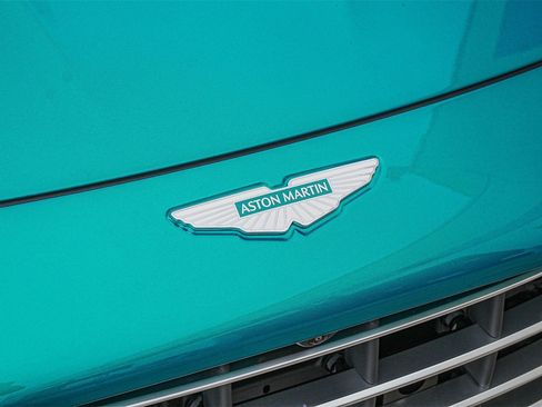 New 2026 Aston Martin V8 Vantage Roadster image 4