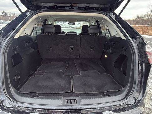 Used 2023 Ford Edge SEL image 22