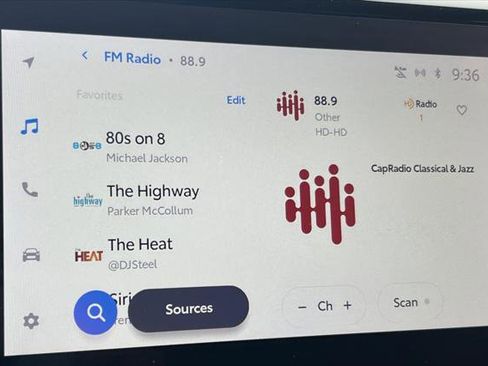 Certified 2024 Toyota RAV4 LE image 20