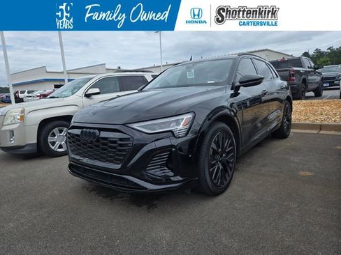 Used 2024 Audi Q8 e-tron Prestige w/ Prestige Package AWD/4WD image 1