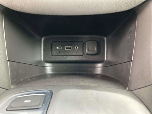 Used 2021 Chevrolet Equinox LS AWD/4WD image 26