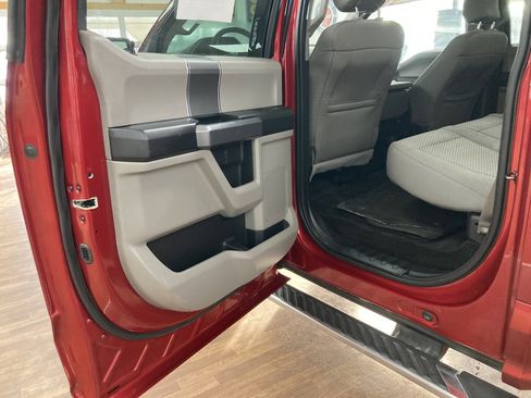 Used 2015 Ford F150 XLT w/ Equipment Group 302A Luxury image 14