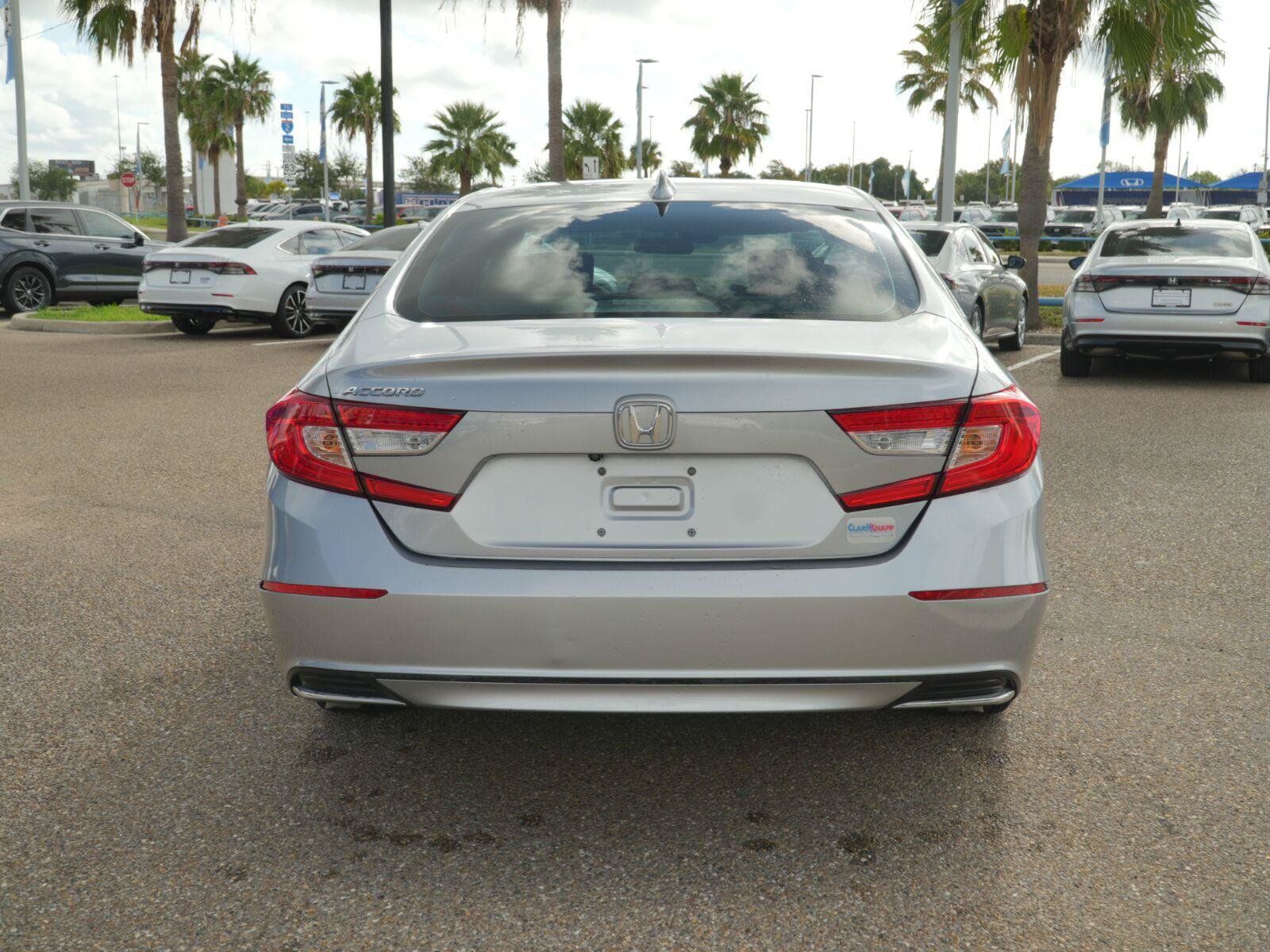 Used 2020 Honda Accord EX image 6