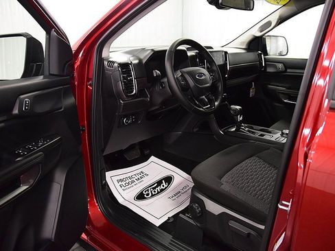 New 2025 Ford Ranger XLT w/ FX4 Off-Road Package image 15