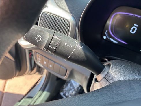 Certified 2025 Kia Soul LX w/ LX Technology Package FWD image 27