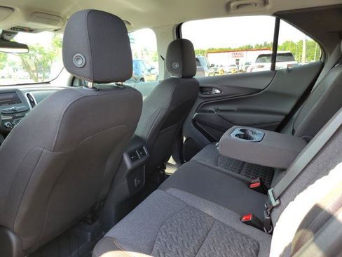Used 2024 Chevrolet Equinox LT w/ LPO, Floor Liner Package FWD image 26