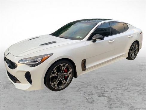 Used 2019 Kia Stinger GT1 AWD/4WD image 6