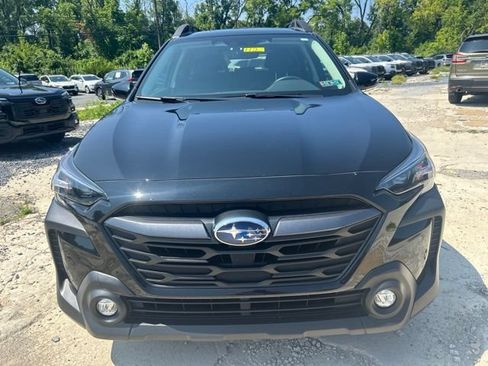 Certified 2025 Subaru Outback Premium w/ Popular Package #1A AWD/4WD image 11